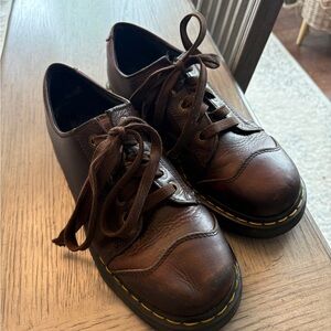 Dr. Marten Women’s or Men’s Brown Lace-Up Casual Shoes